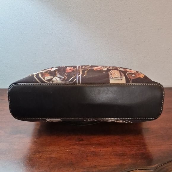 Beatles Band Print Black Zippered Tote Bag - Picture 8 of 13